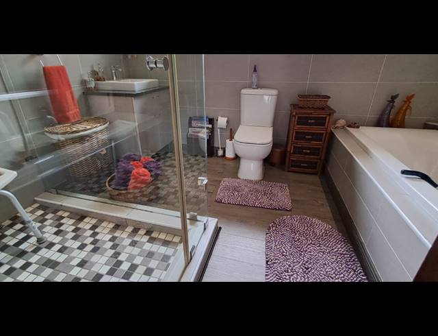 4 BEDROOM HOUSE FOR SALE IN NEW REDRUTH